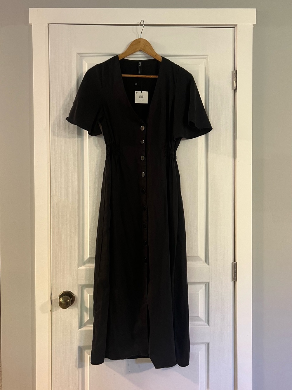 Zara Black Button-Front Midi Dress with Flutter Sleeves